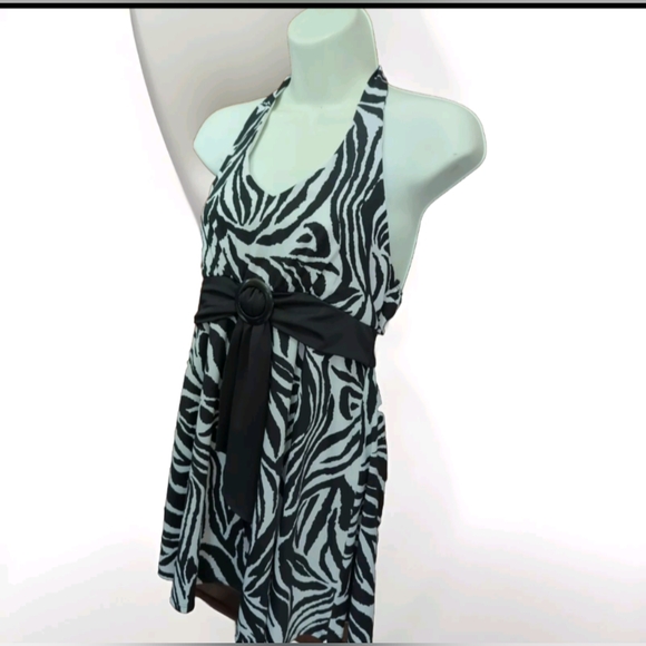 Womens V-Neck Halter Top Black/ White Zebra Design Belted Size 12 - Picture 3 of 16